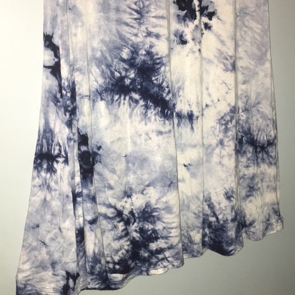 Tie-dye blue and white t-shirt dress - Picture 3 of 3